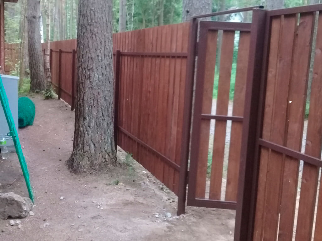 Заборы из дерева в Томске цена